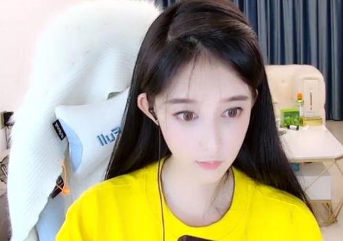 女主播帮小孩  第3张